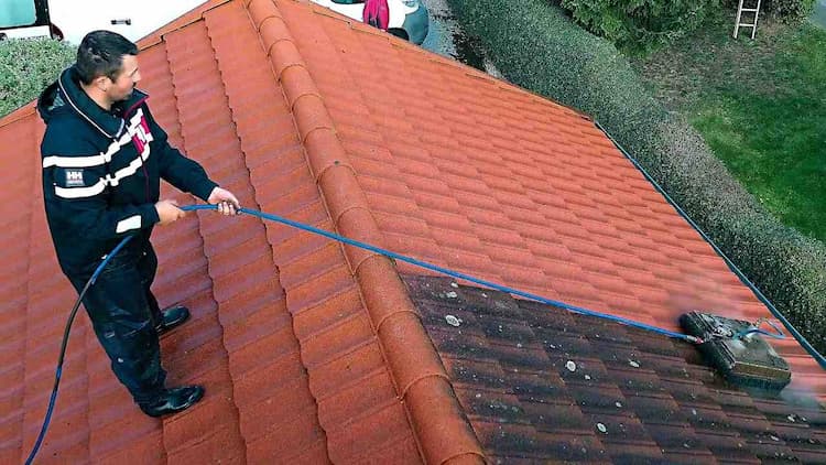 Keep Your Roof Pristine: Master the Right Way to Clean Tiles